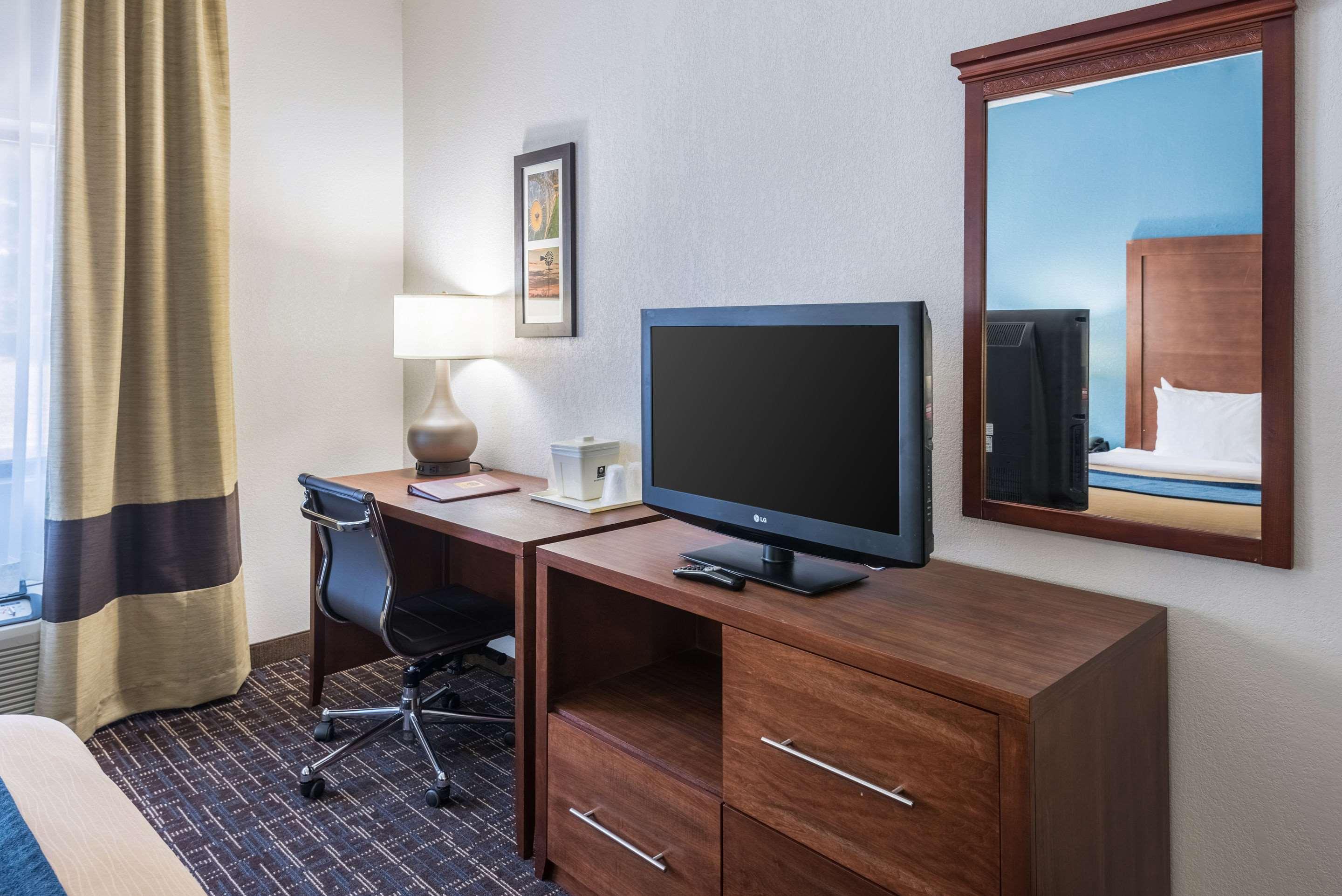ליס סאמיט Comfort Inn & Suites Lees Summit - Kansas City מראה חיצוני תמונה