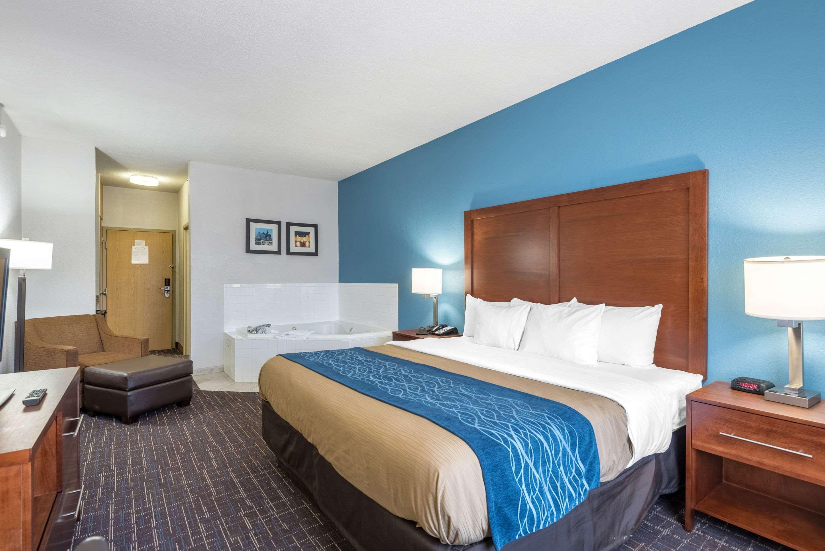 ליס סאמיט Comfort Inn & Suites Lees Summit - Kansas City מראה חיצוני תמונה