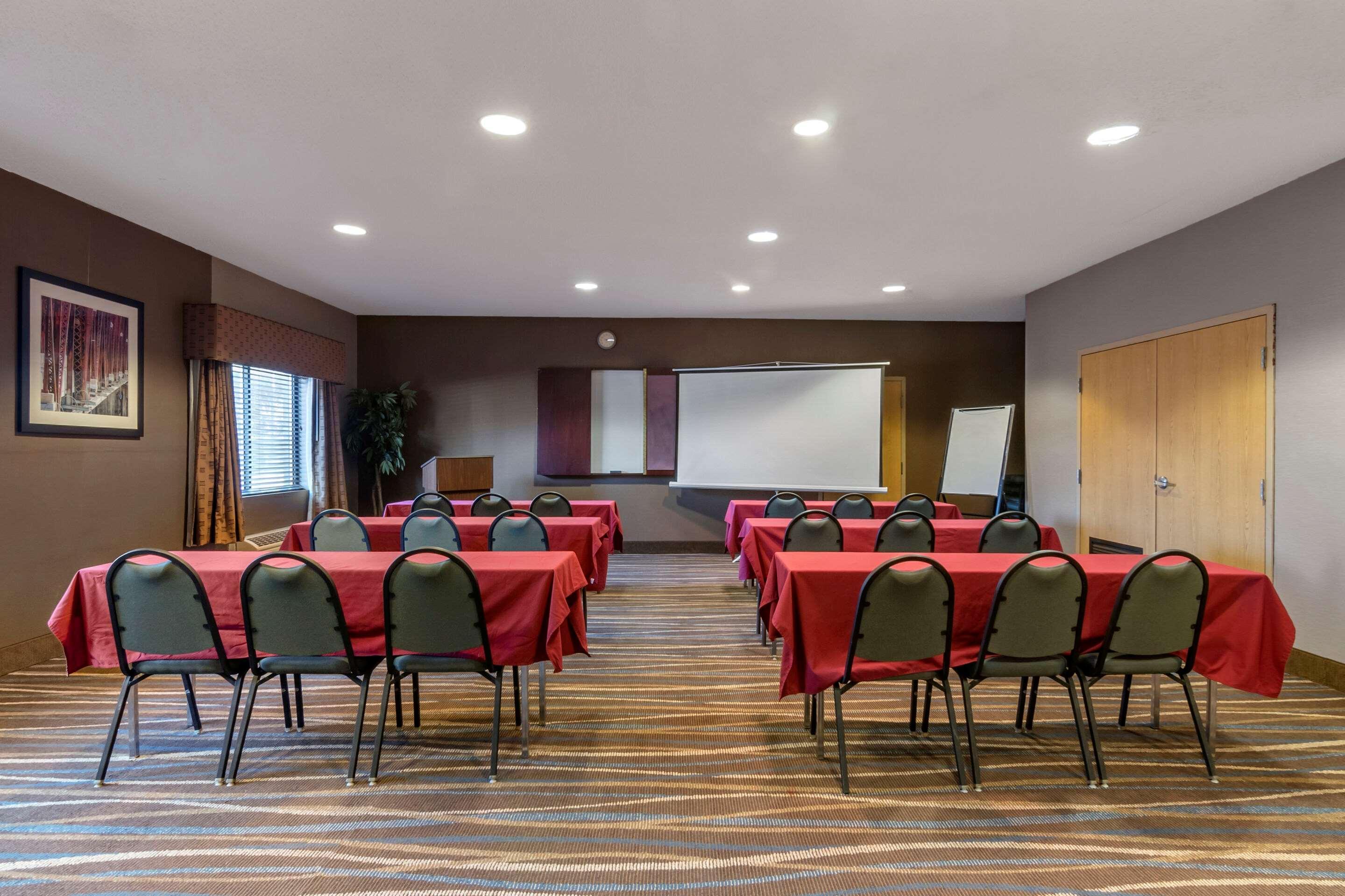 ליס סאמיט Comfort Inn & Suites Lees Summit - Kansas City מראה חיצוני תמונה