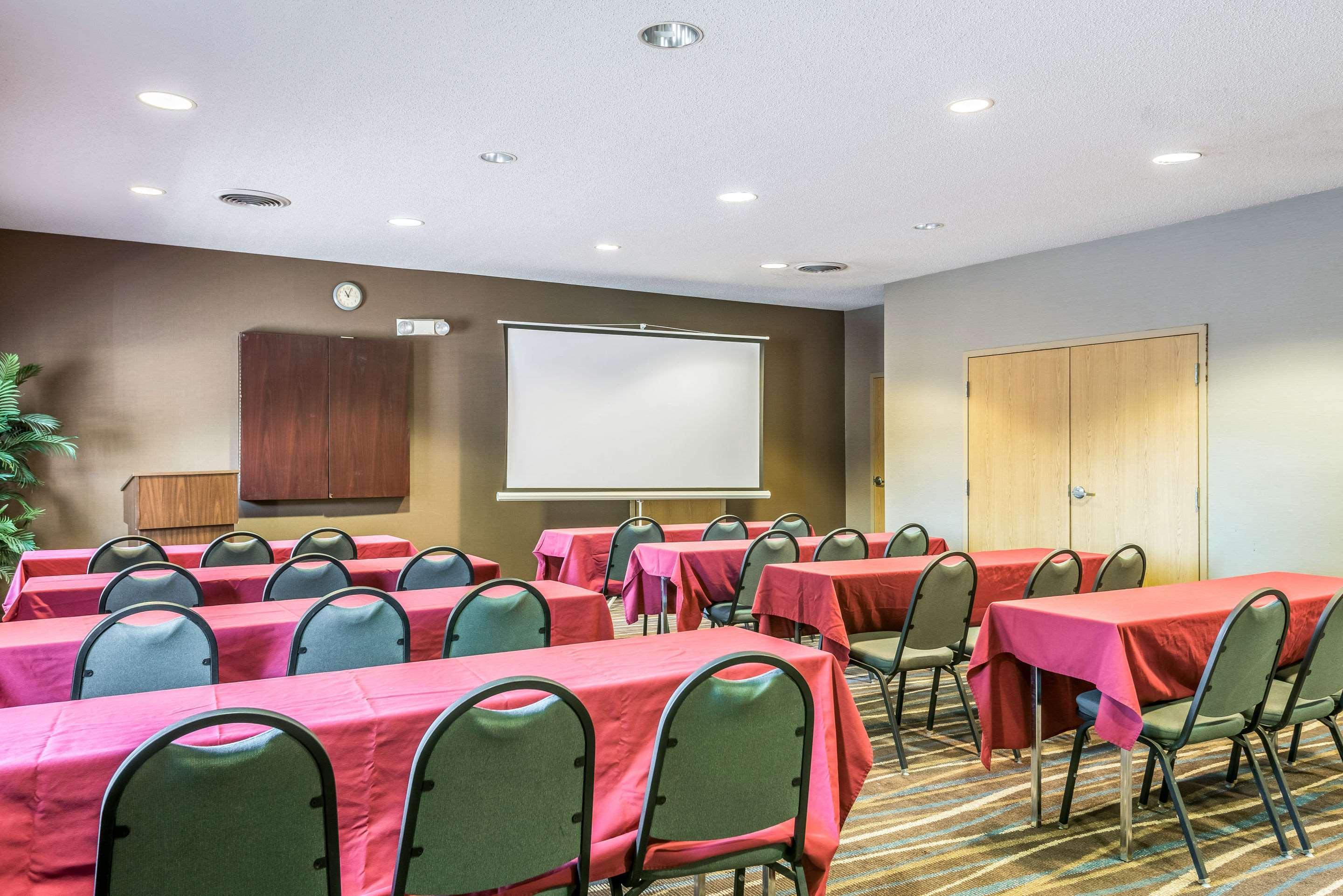 ליס סאמיט Comfort Inn & Suites Lees Summit - Kansas City מראה חיצוני תמונה