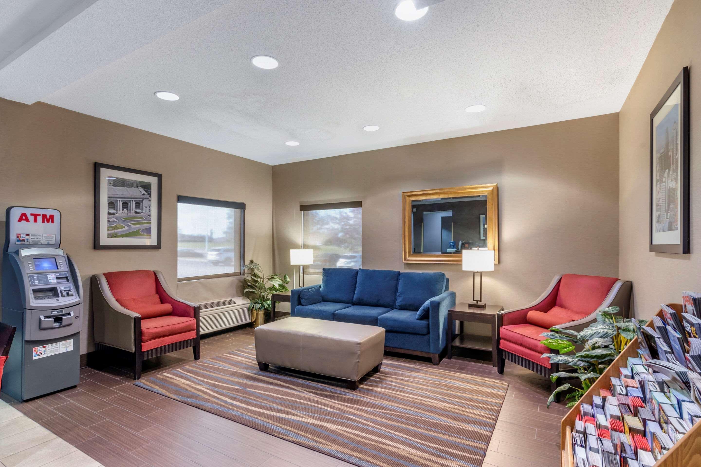 ליס סאמיט Comfort Inn & Suites Lees Summit - Kansas City מראה חיצוני תמונה