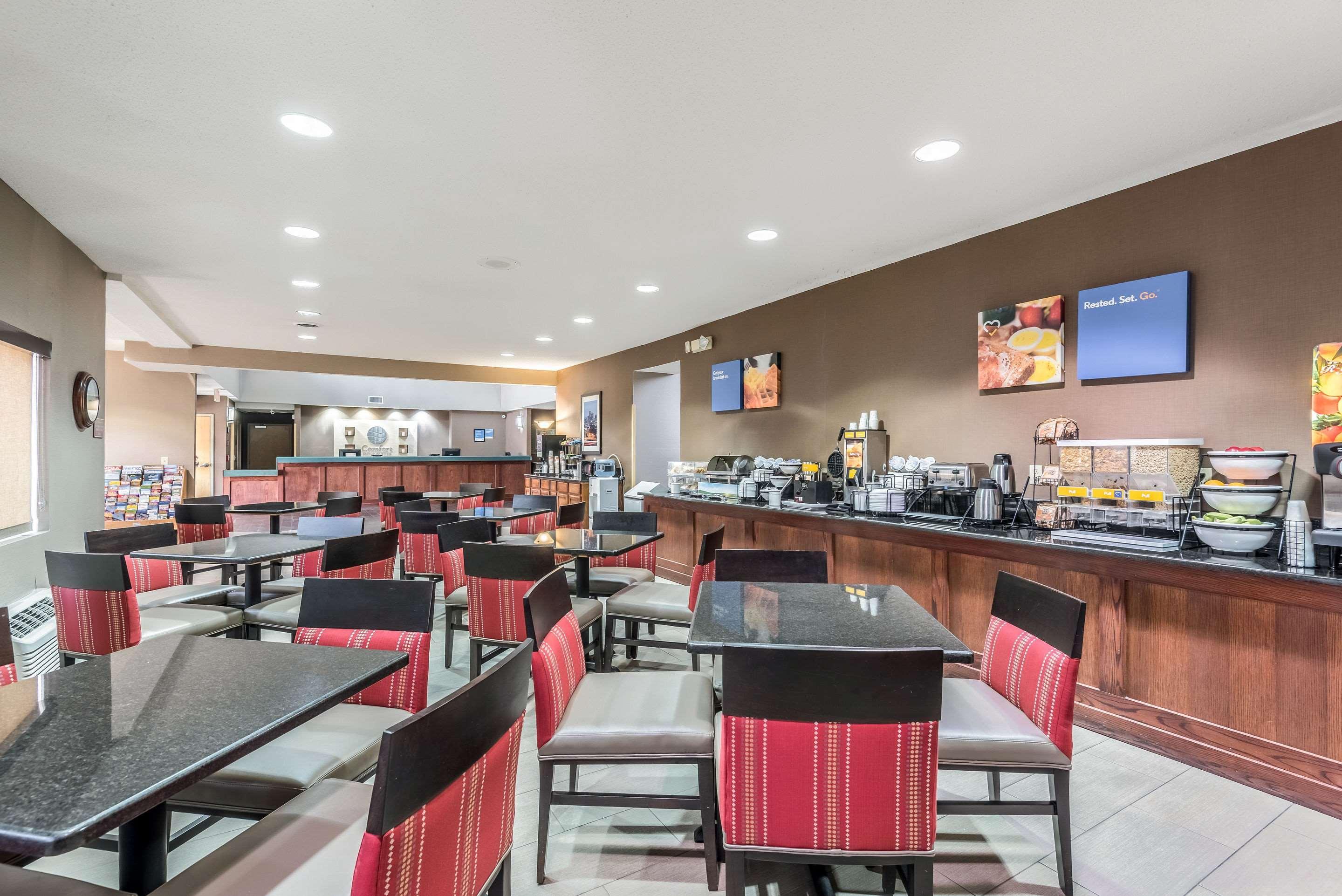 ליס סאמיט Comfort Inn & Suites Lees Summit - Kansas City מראה חיצוני תמונה