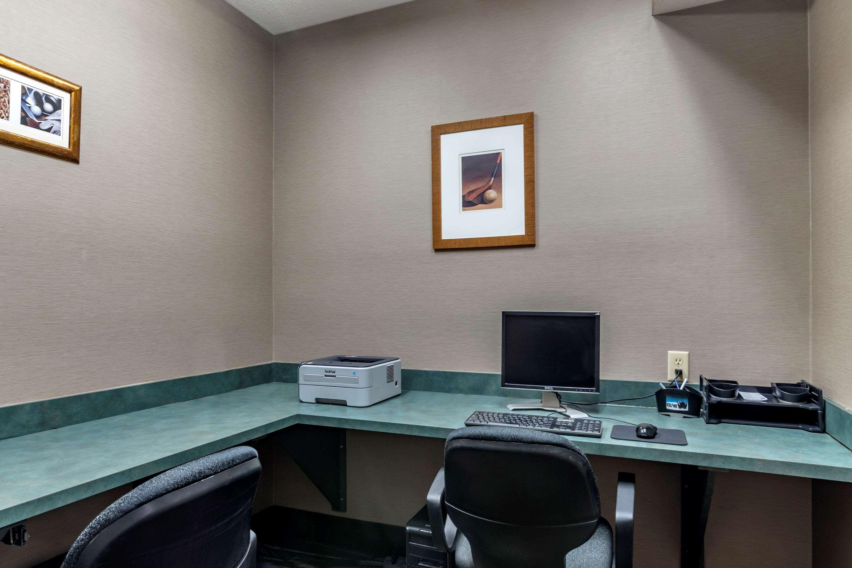 ליס סאמיט Comfort Inn & Suites Lees Summit - Kansas City מראה חיצוני תמונה