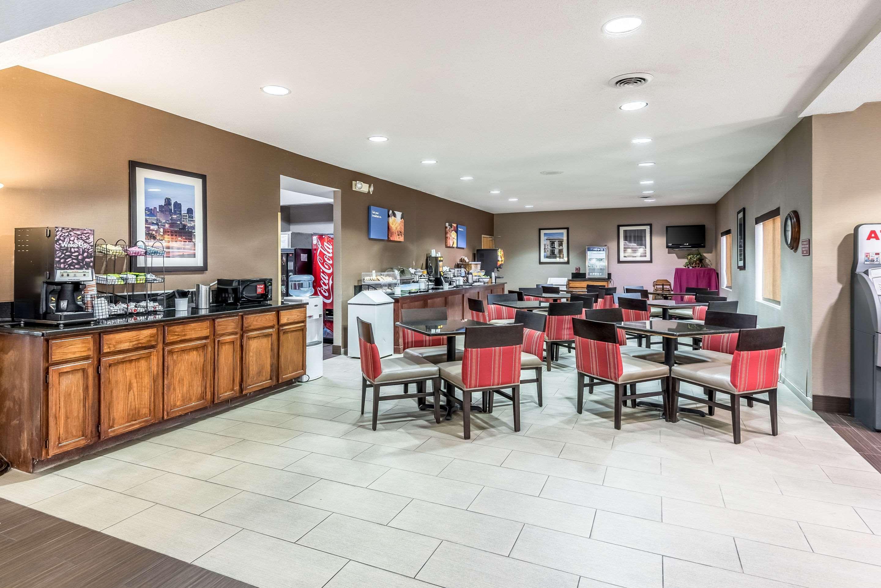 ליס סאמיט Comfort Inn & Suites Lees Summit - Kansas City מראה חיצוני תמונה